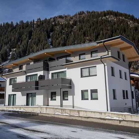 Ferienhaus Gipfelblick Neustift im Stubaital Esterno foto